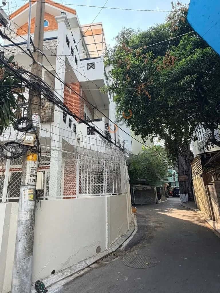 Bán nhà hẻm 251/30 Đường Lê Quang Định Quận Bình Thạnh, TP.HCM – 8 phòng ngủ, giá 16.9 tỷ — Hình 2 Bán nhà hẻm 251/30 Đường Lê Quang Định Quận Bình Thạnh, TP.HCM – 8 phòng ngủ, giá 16.9 tỷ — Hình 2