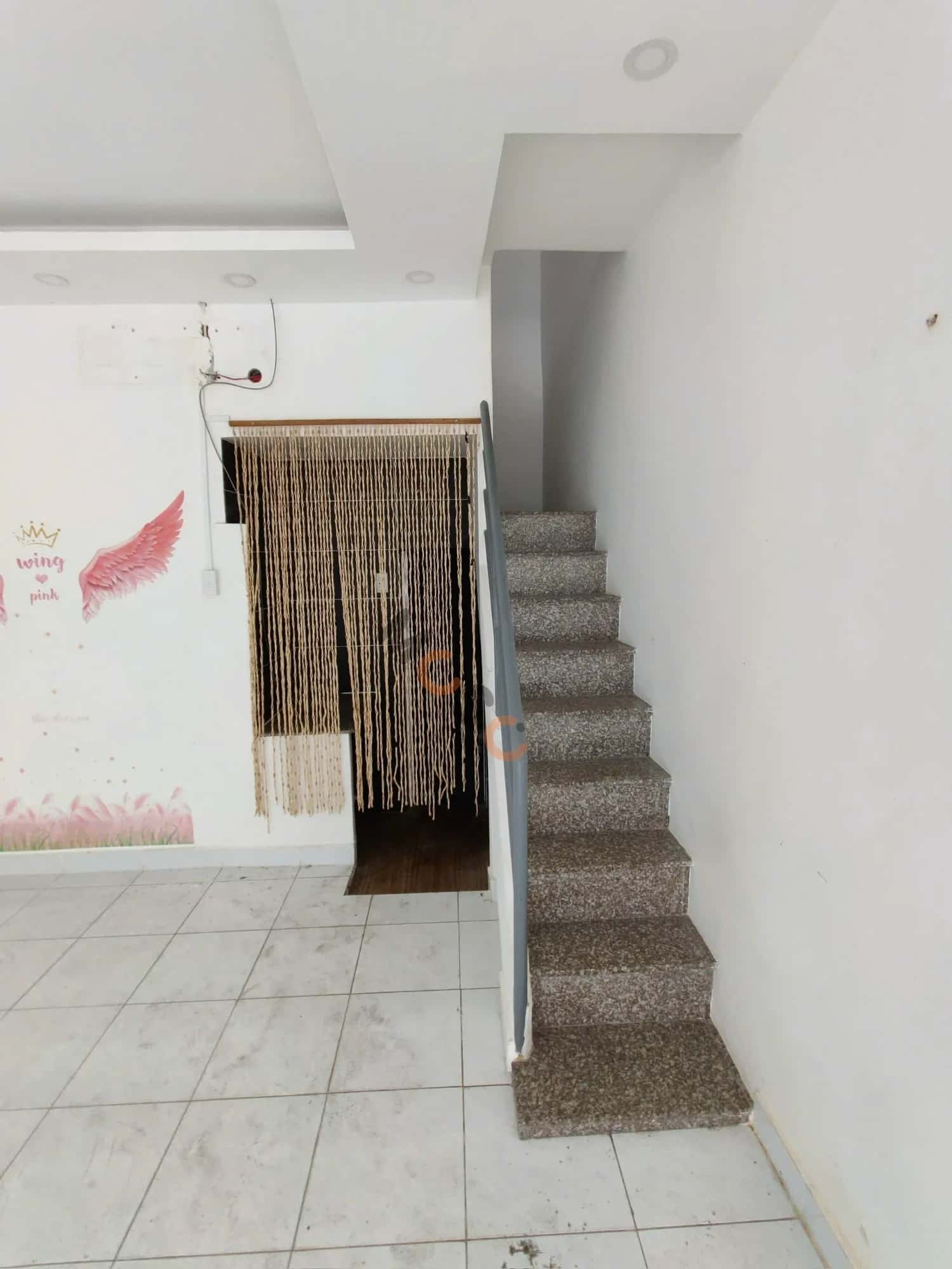 Cho thuê nhà mặt tiền 318B Cách Mạng Tháng Tám Quận 3, TP.HCM – giá 27 triệu — Hình 2