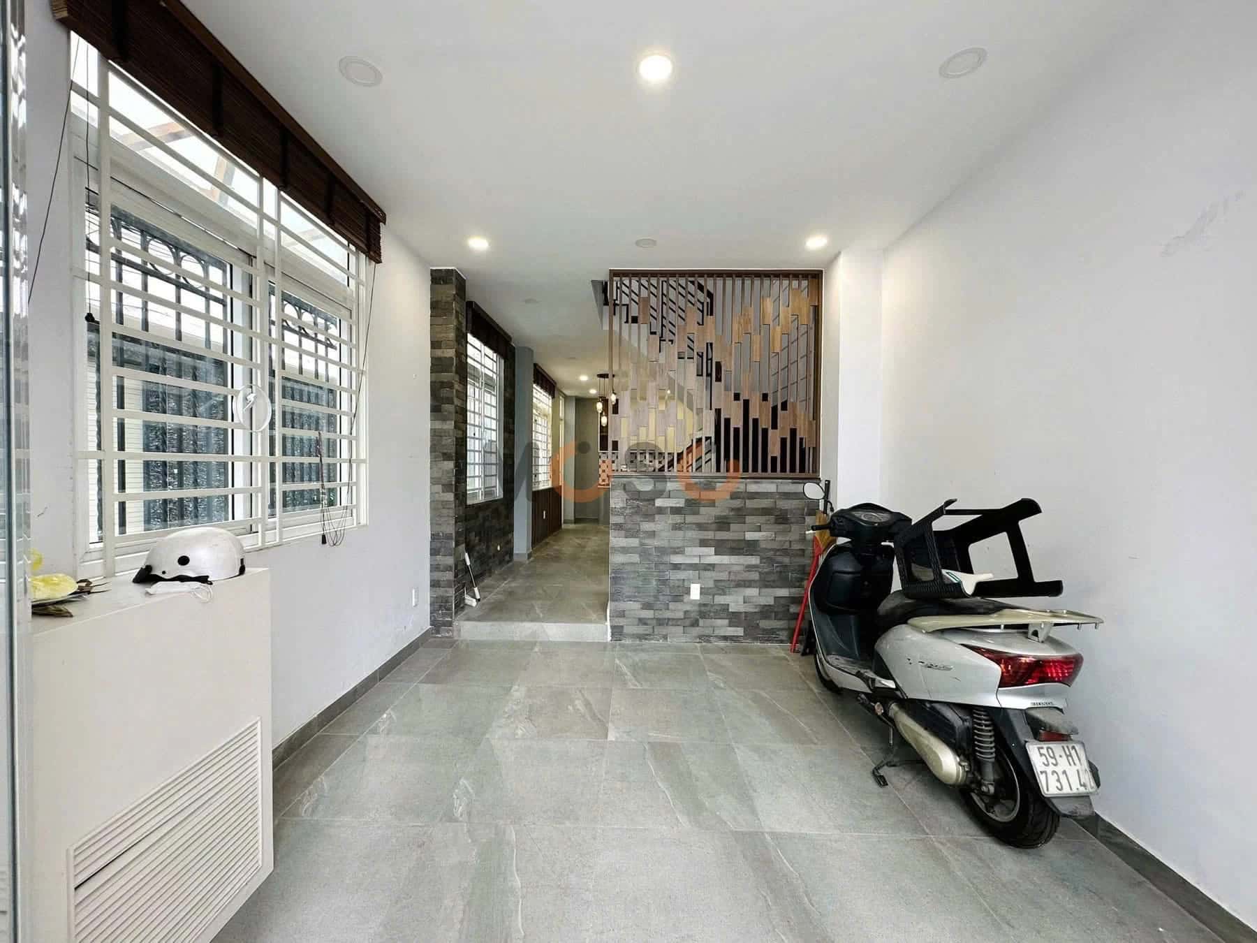 Bán nhà hẻm Nguyễn Văn Đậu Quận Bình Thạnh, TP.HCM – 5 phòng ngủ, giá 9.9 tỷ — Hình 2 Bán nhà hẻm Nguyễn Văn Đậu Quận Bình Thạnh, TP.HCM – 5 phòng ngủ, giá 9.9 tỷ — Hình 2
