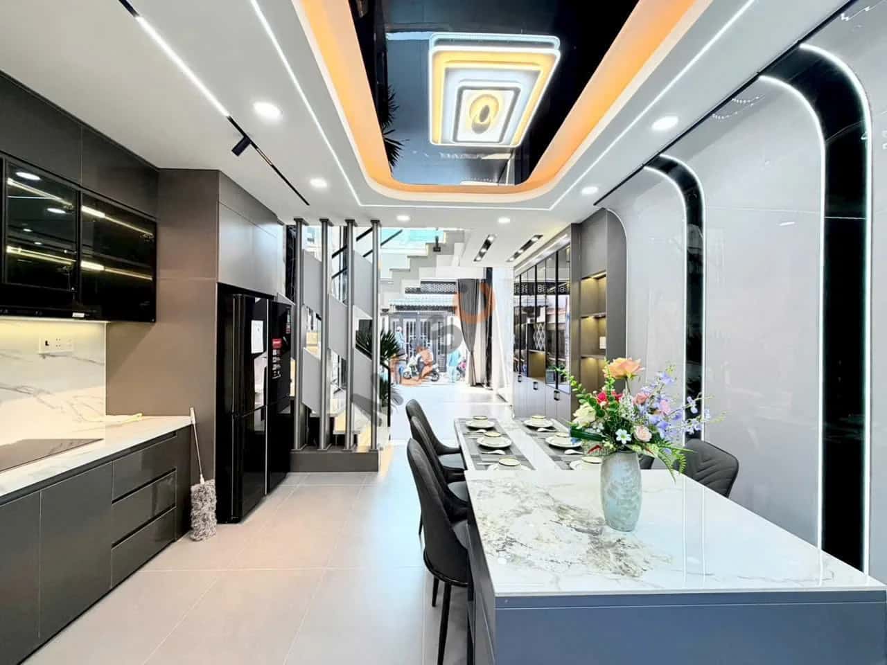 Bán nhà hẻm 544/35 Đường Lê Văn Khương Quận 12, TP.HCM – 4 phòng ngủ, giá 7 tỷ — Hình 3 Bán nhà hẻm 544/35 Đường Lê Văn Khương Quận 12, TP.HCM – 4 phòng ngủ, giá 7 tỷ — Hình 3