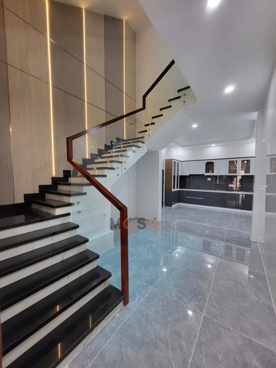 Bán nhà mặt tiền Lê Trực Quận 6, TP.HCM – 6 phòng ngủ, giá 19 tỷ — Hình 3 Bán nhà mặt tiền Lê Trực Quận 6, TP.HCM – 6 phòng ngủ, giá 19 tỷ — Hình 3