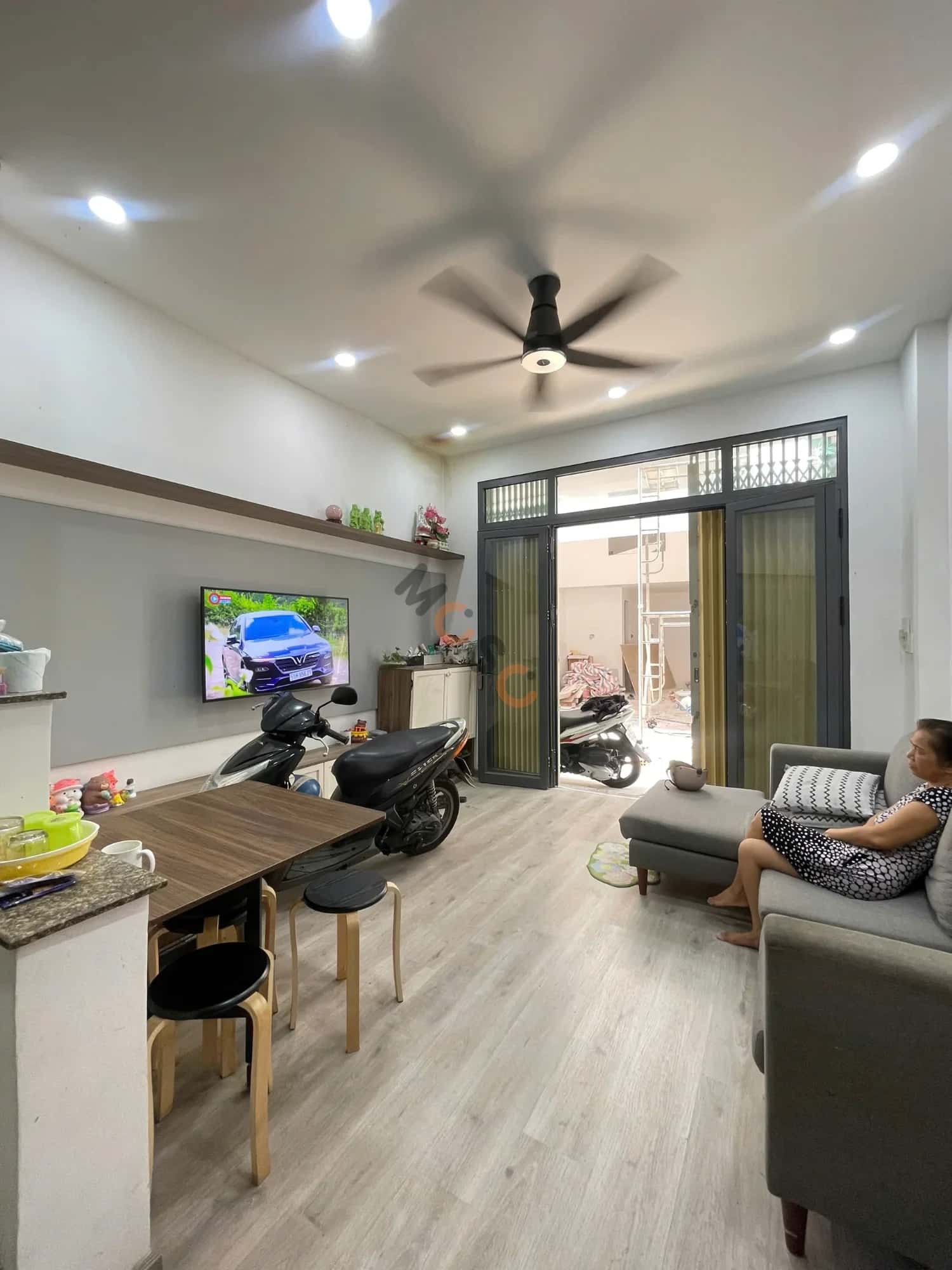 Bán nhà hẻm 165/10 Đường Vườn Lài Quận Tân Phú, TP.HCM – 3 phòng ngủ, giá 4.8 tỷ — Hình 3 Bán nhà hẻm 165/10 Đường Vườn Lài Quận Tân Phú, TP.HCM – 3 phòng ngủ, giá 4.8 tỷ — Hình 3