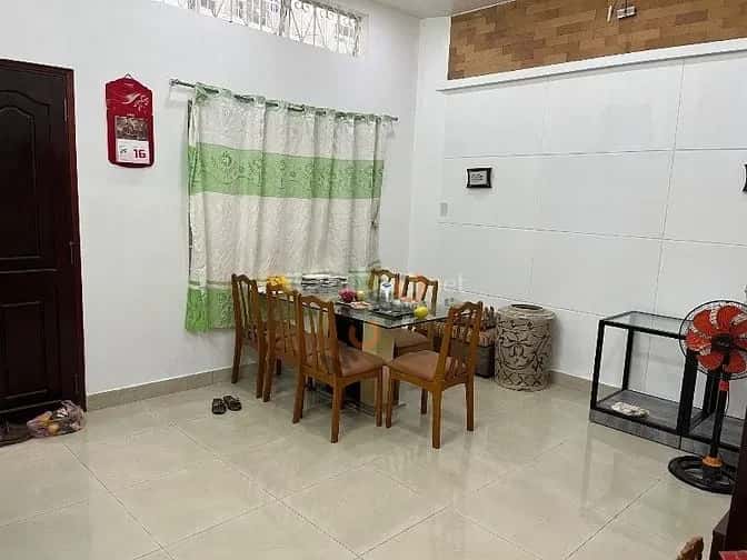 Cho thuê BĐS khác Đường Hai Bà Trưng Quận 1, TP.HCM – 3 phòng ngủ, giá 30 triệu — Hình 2