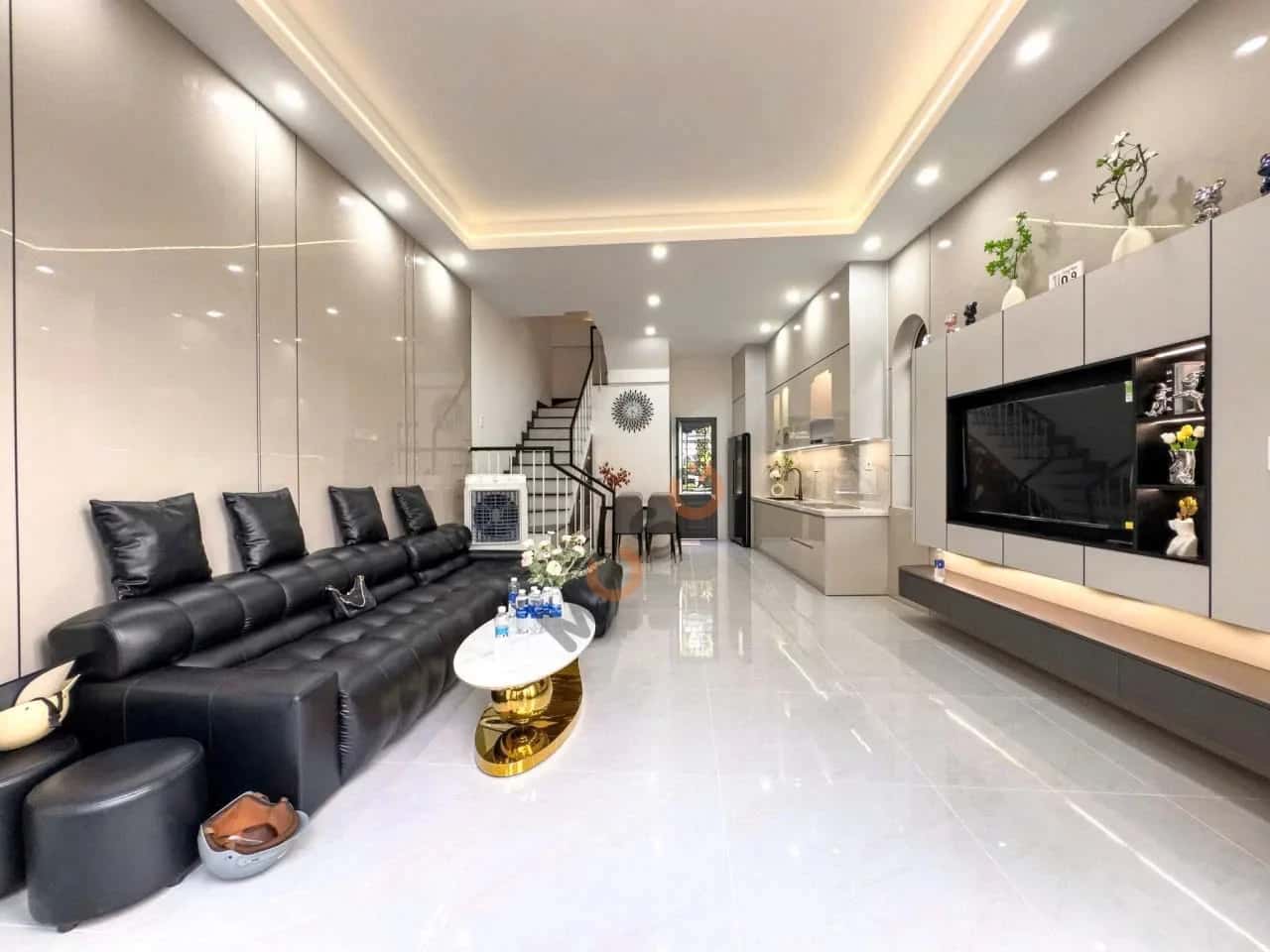 Bán nhà mặt tiền Thái Thị Bôi Quận Thanh Khê, TP. Đà Nẵng – 3 phòng ngủ, giá 8.9 tỷ — Hình 3 Bán nhà mặt tiền Thái Thị Bôi Quận Thanh Khê, TP. Đà Nẵng – 3 phòng ngủ, giá 8.9 tỷ — Hình 3