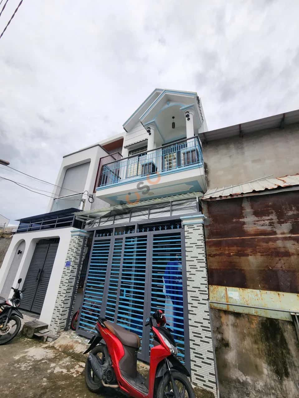 Bán nhà hẻm Cách Mạng Tháng 8 Quận Bình Thuỷ, TP. Cần Thơ – 3 phòng ngủ, giá 2.1 tỷ Bán nhà hẻm Cách Mạng Tháng 8 Quận Bình Thuỷ, TP. Cần Thơ – 3 phòng ngủ, giá 2.1 tỷ