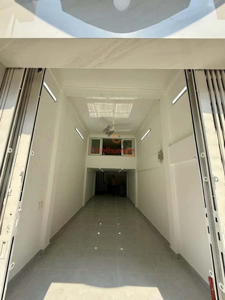 Bán nhà mặt tiền Đường Hòa Hảo Quận 10, TP.HCM – 4 phòng ngủ, giá 15.7 tỷ — Hình 2 Bán nhà mặt tiền Đường Hòa Hảo Quận 10, TP.HCM – 4 phòng ngủ, giá 15.7 tỷ — Hình 2