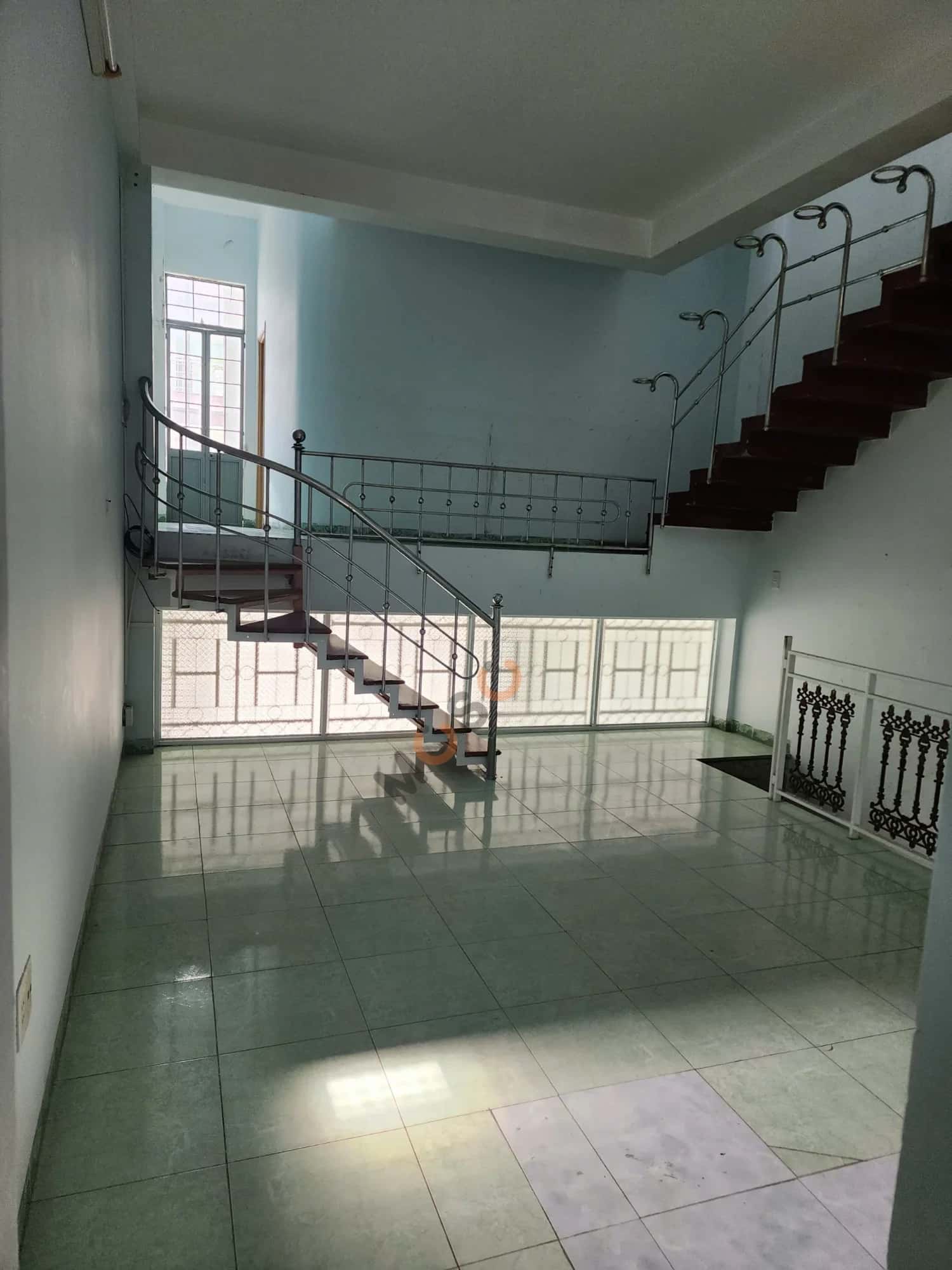 Bán nhà mặt tiền Lê Chân Quận Sơn Trà, TP. Đà Nẵng – 3 phòng ngủ, giá 7.9 tỷ — Hình 2 Bán nhà mặt tiền Lê Chân Quận Sơn Trà, TP. Đà Nẵng – 3 phòng ngủ, giá 7.9 tỷ — Hình 2