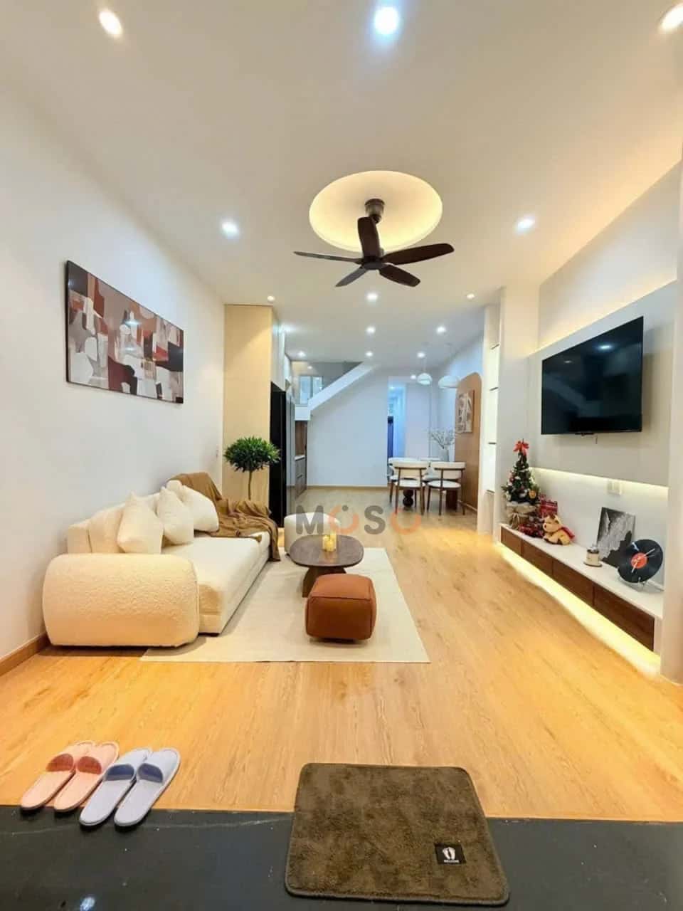 Bán nhà hẻm Ông Ích Khiêm Quận Hải Châu, TP. Đà Nẵng – 4 phòng ngủ, giá 4.6 tỷ — Hình 2 Bán nhà hẻm Ông Ích Khiêm Quận Hải Châu, TP. Đà Nẵng – 4 phòng ngủ, giá 4.6 tỷ — Hình 2