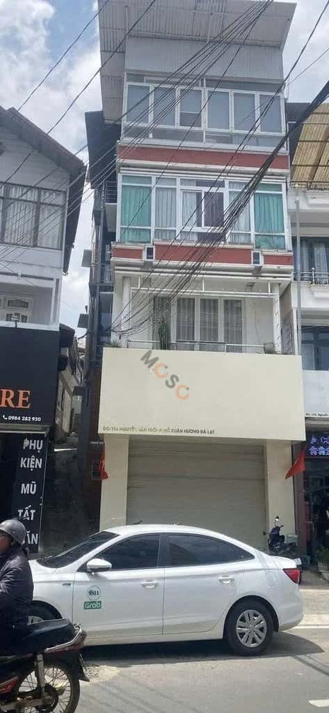 Bán nhà mặt tiền Nguyễn Văn Trỗi Thành phố Đà Lạt, Lâm Đồng – 5 phòng ngủ, giá 14.5 tỷ