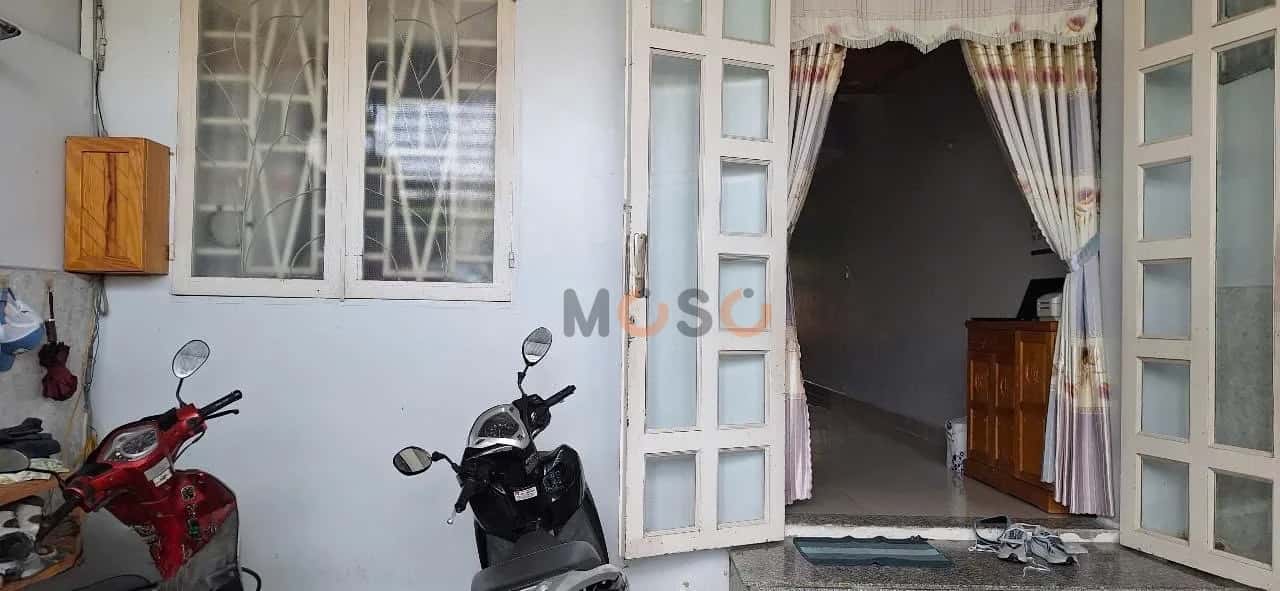 Bán nhà hẻm Lê Hồng Phong Thành phố Thủ Dầu Một, Bình Dương – 3 phòng ngủ, giá 3.8 tỷ — Hình 3 Bán nhà hẻm Lê Hồng Phong Thành phố Thủ Dầu Một, Bình Dương – 3 phòng ngủ, giá 3.8 tỷ — Hình 3