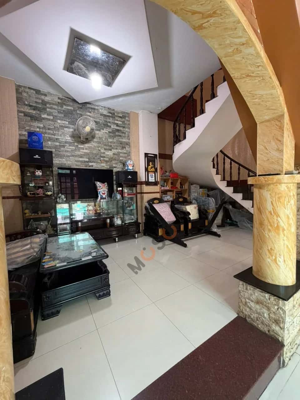 Bán nhà mặt tiền đường Số 192 Khu Biệt Thự Quận 8, TP.HCM – 4 phòng ngủ, giá 78 tỷ — Hình 3 Bán nhà mặt tiền đường Số 192 Khu Biệt Thự Quận 8, TP.HCM – 4 phòng ngủ, giá 78 tỷ — Hình 3
