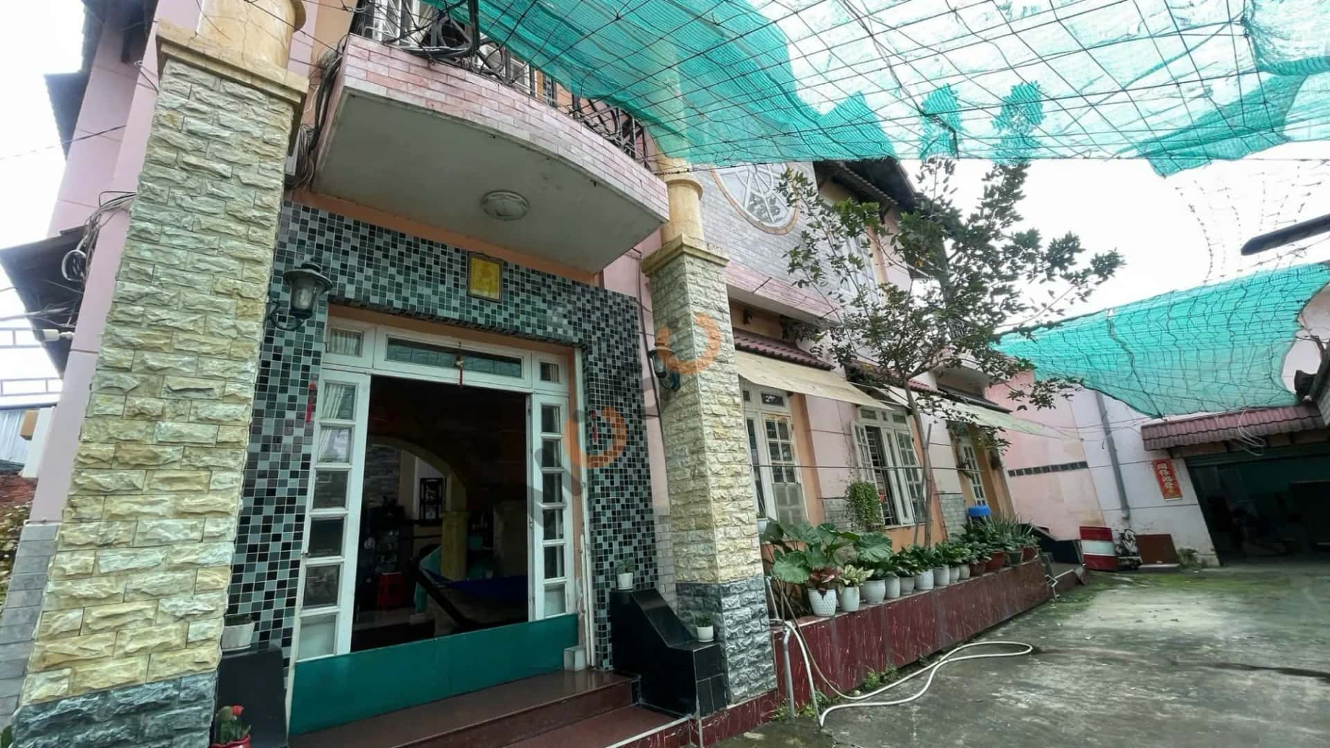 Bán nhà mặt tiền đường Số 192 Khu Biệt Thự Quận 8, TP.HCM – 4 phòng ngủ, giá 78 tỷ — Hình 2 Bán nhà mặt tiền đường Số 192 Khu Biệt Thự Quận 8, TP.HCM – 4 phòng ngủ, giá 78 tỷ — Hình 2