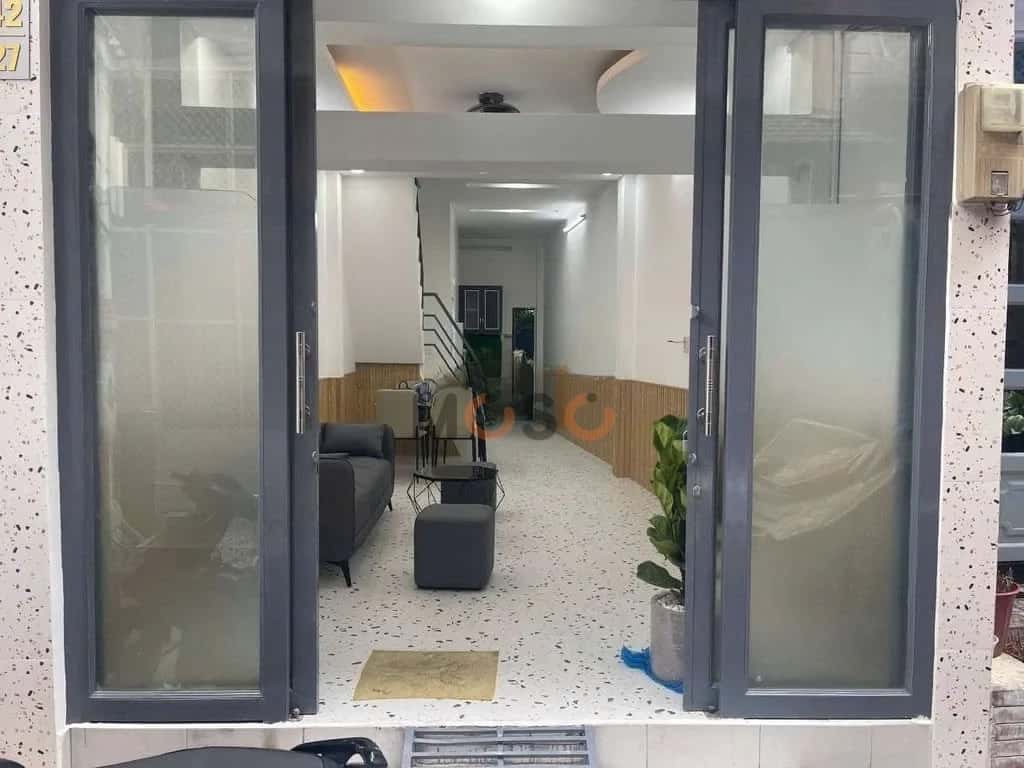 Bán nhà hẻm Nguyễn Thượng Hiền  Quận 3, TP.HCM – 2 phòng ngủ, giá 6 tỷ — Hình 2