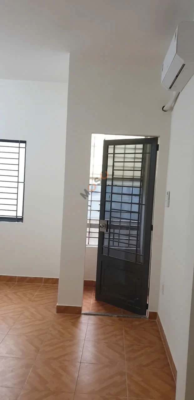 Cho thuê nhà hẻm Dương Quảng Hàm Quận 3, TP.HCM – 2 phòng ngủ, giá 11 triệu — Hình 2 Cho thuê nhà hẻm Dương Quảng Hàm Quận 3, TP.HCM – 2 phòng ngủ, giá 11 triệu — Hình 2