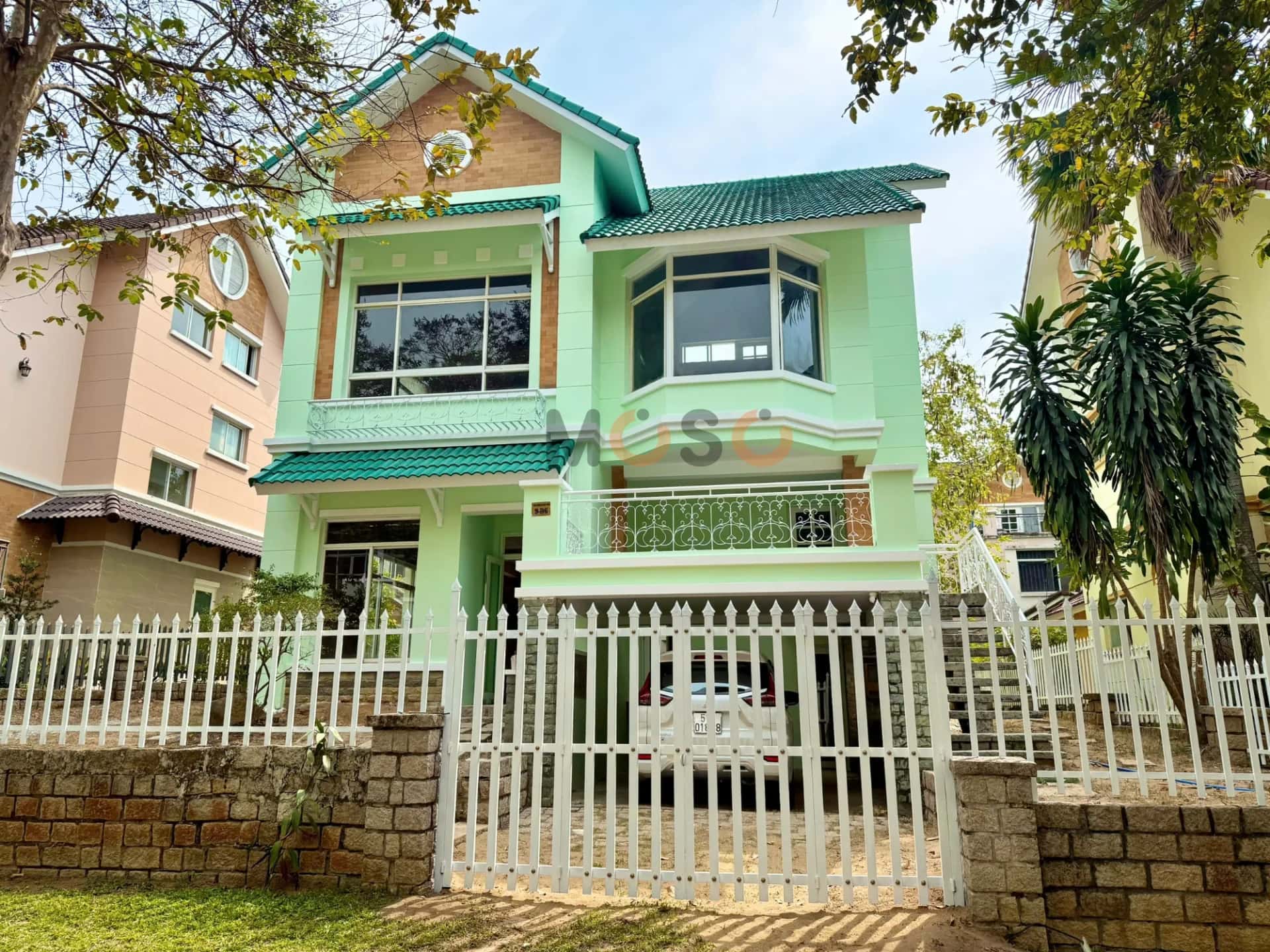 Bán nhà mặt tiền Đường D6 Quận 9, TP.HCM – 4 phòng ngủ, giá 25 tỷ Bán nhà mặt tiền Đường D6 Quận 9, TP.HCM – 4 phòng ngủ, giá 25 tỷ