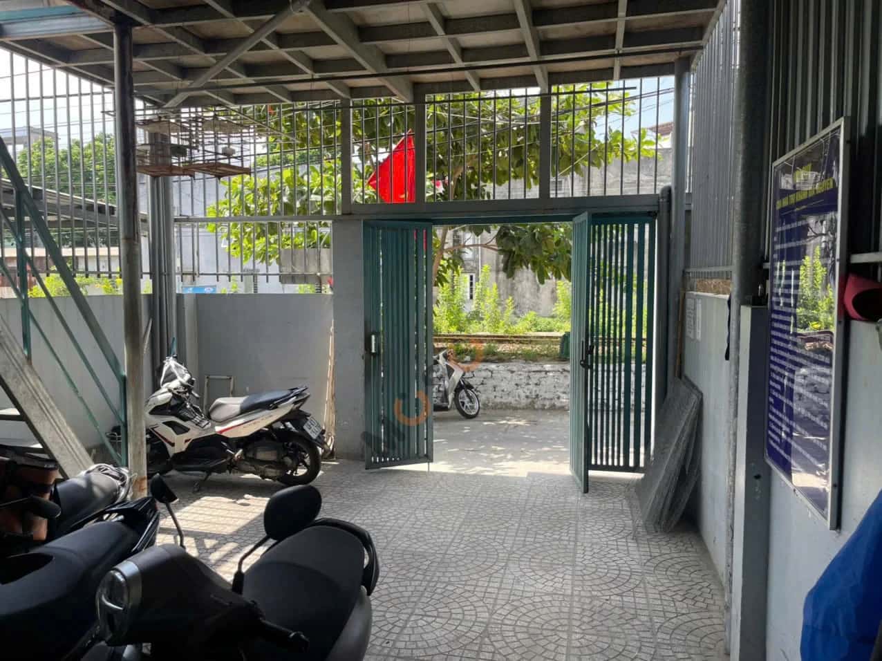 Bán nhà hẻm Tô Hiệu Quận Liên Chiểu, TP. Đà Nẵng – 7 phòng ngủ, giá 5 tỷ Bán nhà hẻm Tô Hiệu Quận Liên Chiểu, TP. Đà Nẵng – 7 phòng ngủ, giá 5 tỷ