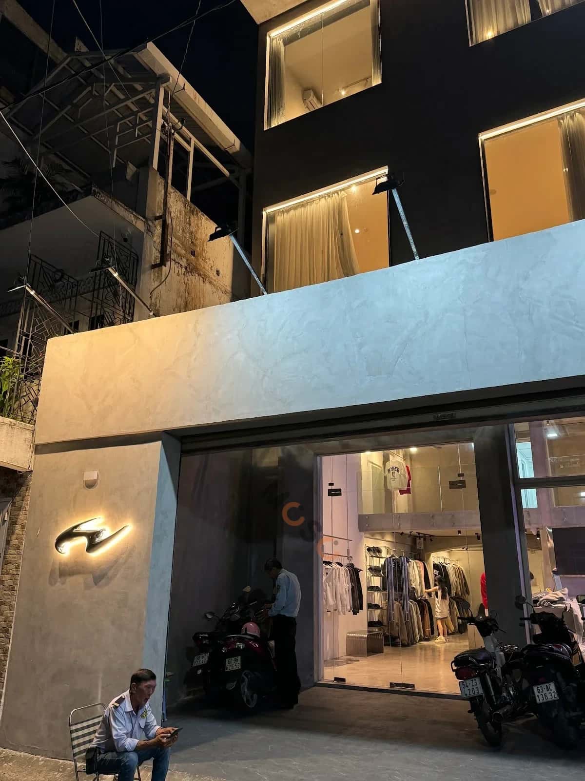 Bán nhà hẻm Lê Văn Sỹ Quận 3, TP.HCM – 2 phòng ngủ, giá 38 tỷ — Hình 2 Bán nhà hẻm Lê Văn Sỹ Quận 3, TP.HCM – 2 phòng ngủ, giá 38 tỷ — Hình 2