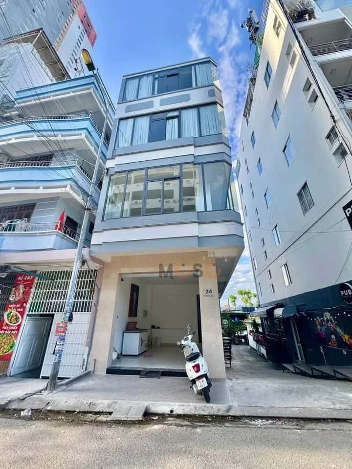 Bán nhà mặt tiền Nguyễn Đình Chiều Thành phố Nha Trang, Khánh Hòa – 6 phòng ngủ, giá 14.9 tỷ - ảnh 1