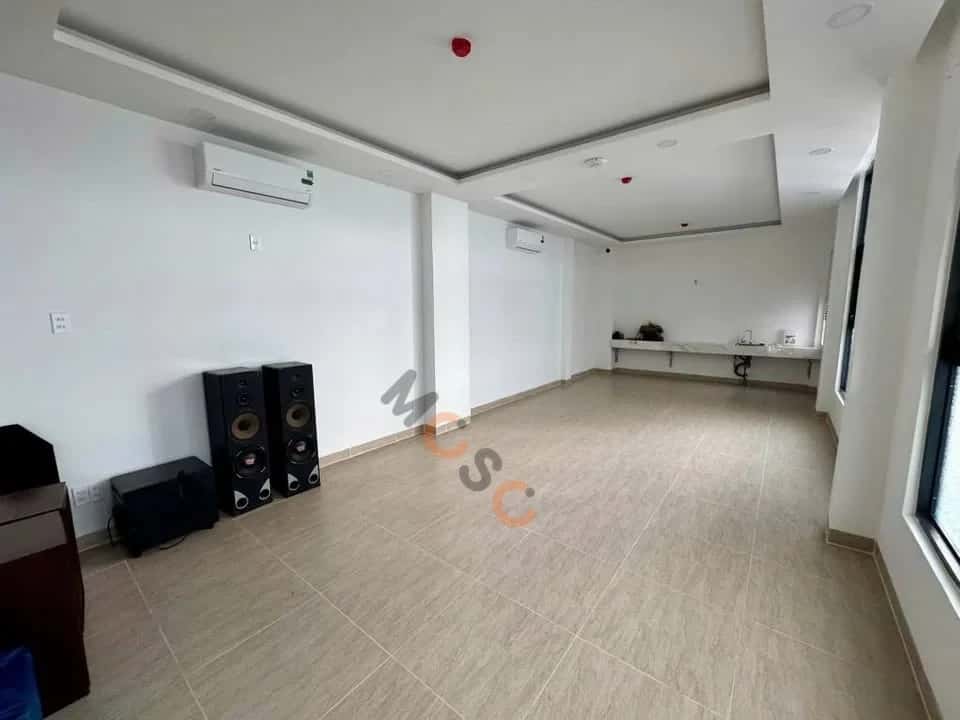 Bán nhà mặt tiền Nguyễn Đình Chiều Thành phố Nha Trang, Khánh Hòa – 6 phòng ngủ, giá 14.9 tỷ - ảnh 4