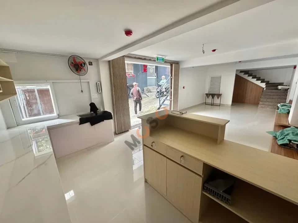 Bán nhà mặt tiền Nguyễn Đình Chiều Thành phố Nha Trang, Khánh Hòa – 6 phòng ngủ, giá 14.9 tỷ - ảnh 3