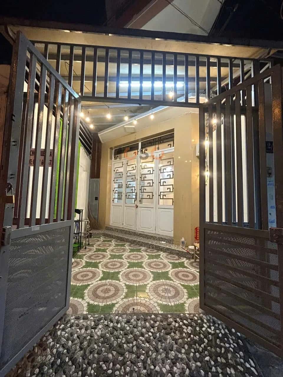 Cho thuê nhà hẻm đường Lê Tung Quận 11, TP.HCM – 4 phòng ngủ, giá 14 triệu — Hình 2