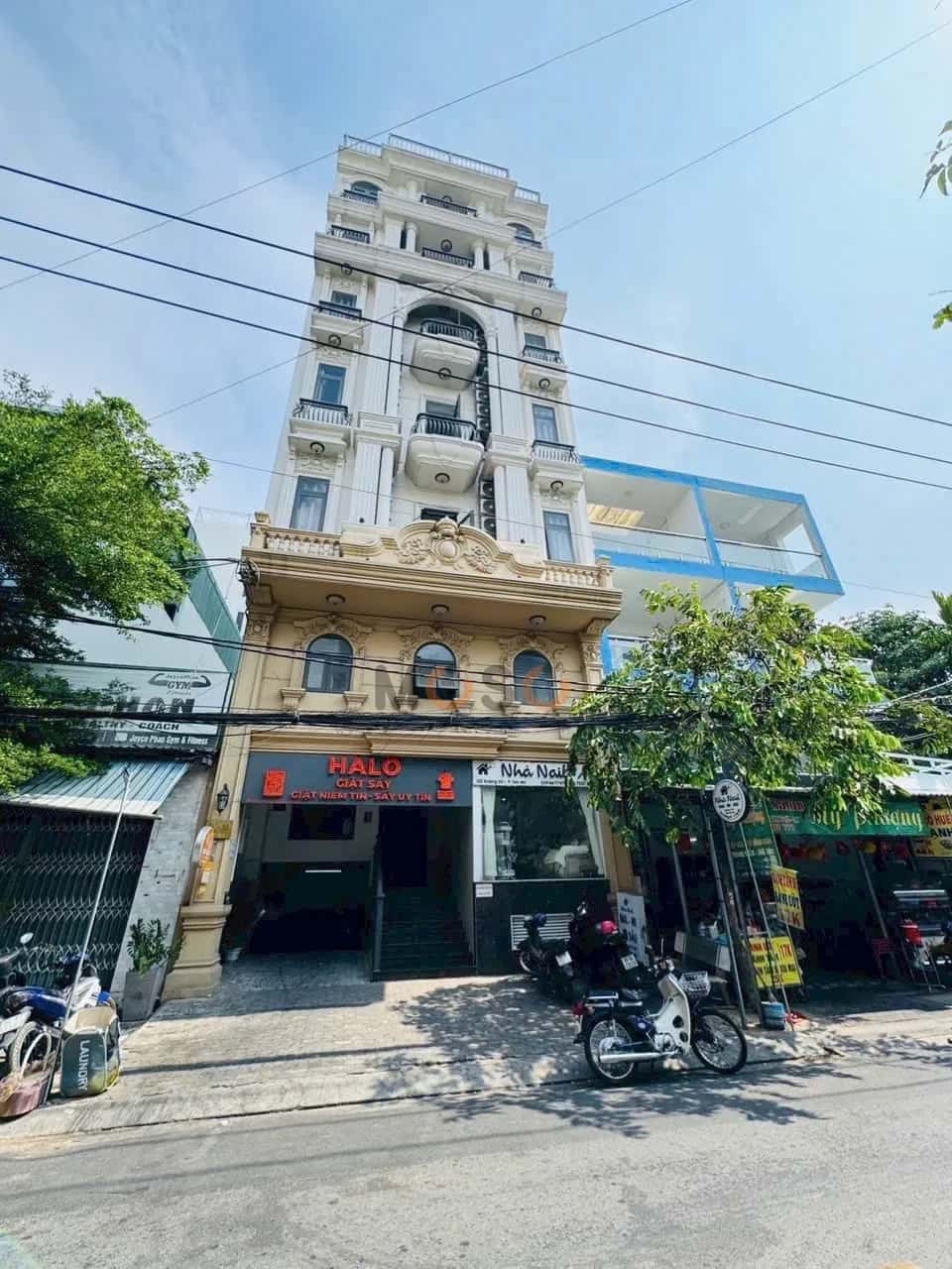 Bán nhà mặt tiền đường số 1  Quận 7, TP.HCM – 166 phòng ngủ, giá 160 tỷ