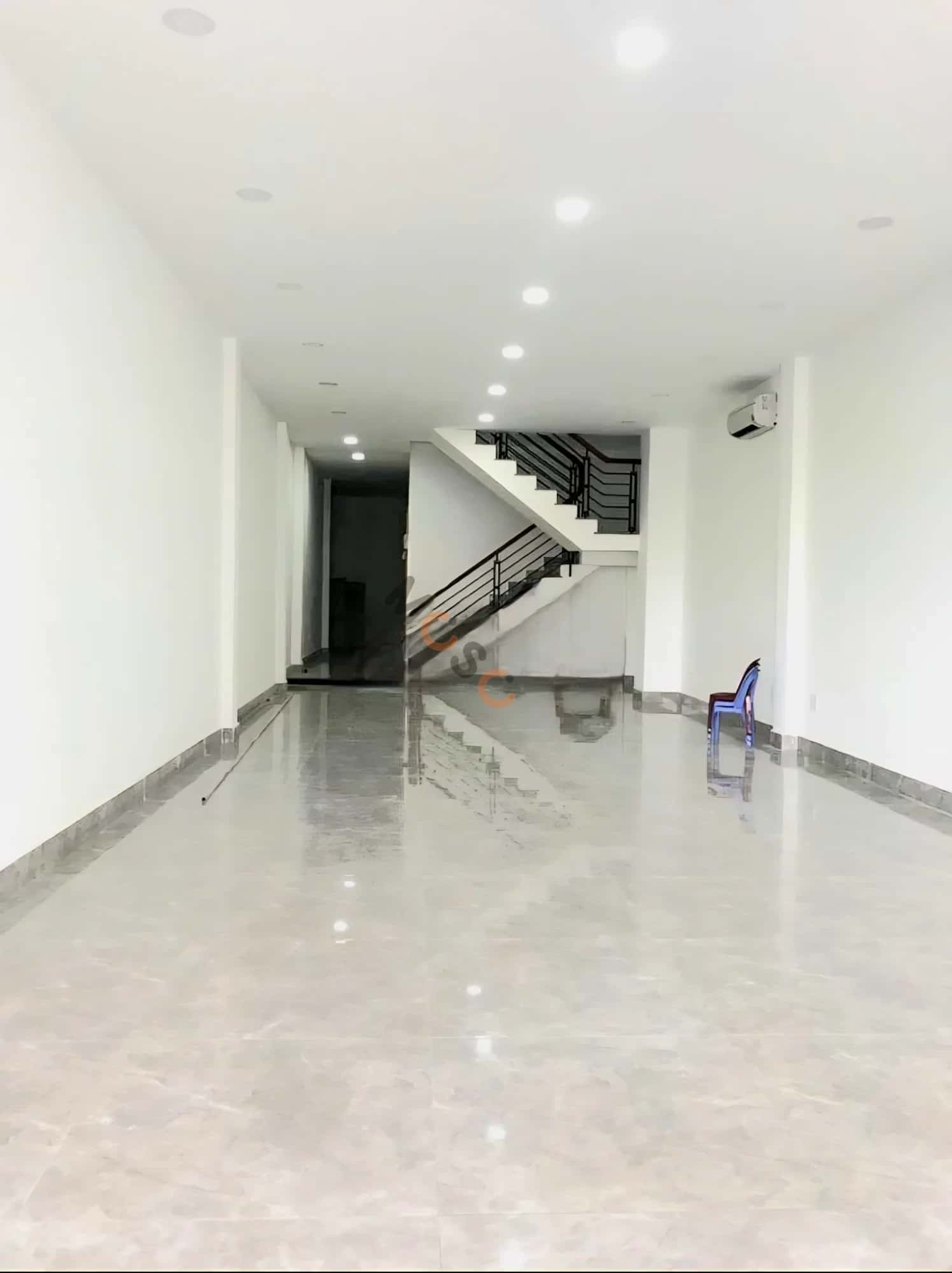 Cho thuê nhà hẻm 3/2 Quận 10, TP.HCM – 5 phòng ngủ, giá 80 triệu — Hình 3 Cho thuê nhà hẻm 3/2 Quận 10, TP.HCM – 5 phòng ngủ, giá 80 triệu — Hình 3