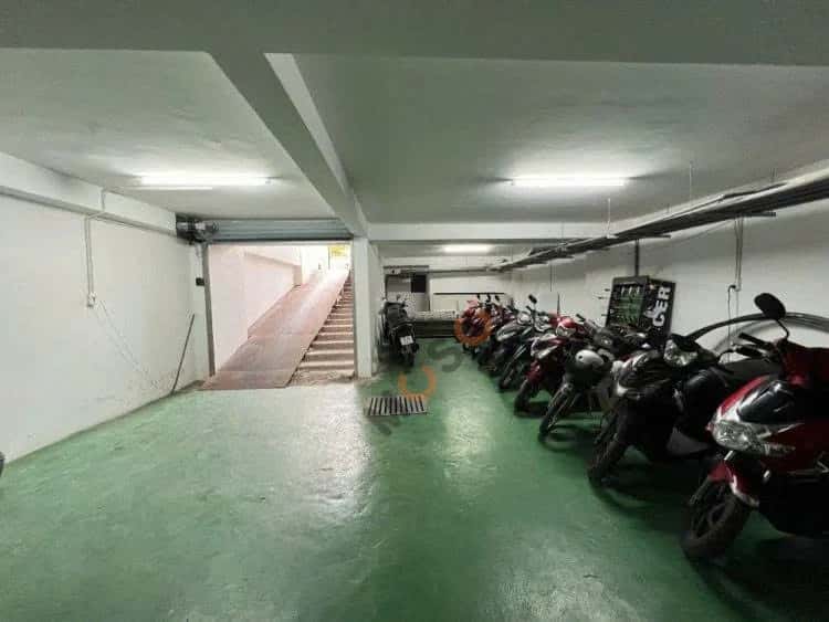 Bán nhà mặt tiền Tân Hương Quận Tân Phú, TP.HCM – 8 phòng ngủ, giá 56 tỷ — Hình 2 Bán nhà mặt tiền Tân Hương Quận Tân Phú, TP.HCM – 8 phòng ngủ, giá 56 tỷ — Hình 2