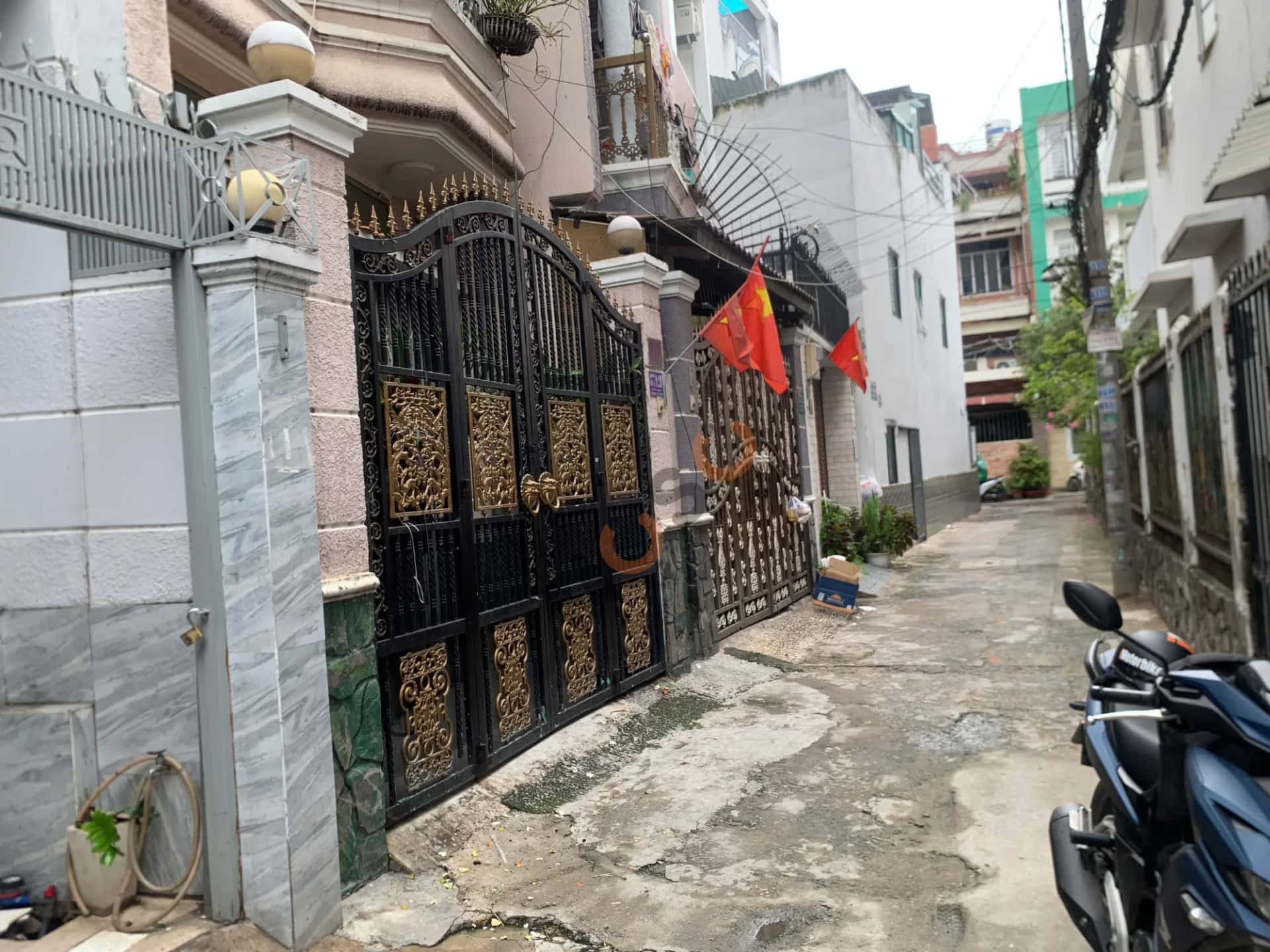 Cho thuê nhà hẻm Lê Quang Định Quận Bình Thạnh, TP.HCM – 6 phòng ngủ, giá 22 triệu — Hình 3