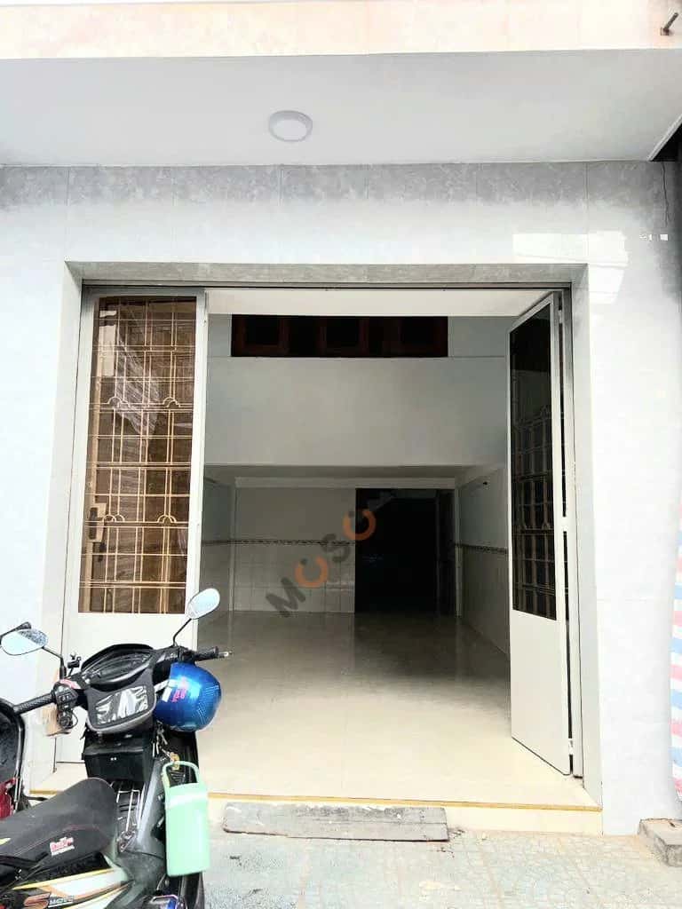 Cho thuê nhà hẻm Phạm Phú Thứ Quận 6, TP.HCM – 4 phòng ngủ, giá 30 triệu — Hình 2 Cho thuê nhà hẻm Phạm Phú Thứ Quận 6, TP.HCM – 4 phòng ngủ, giá 30 triệu — Hình 2