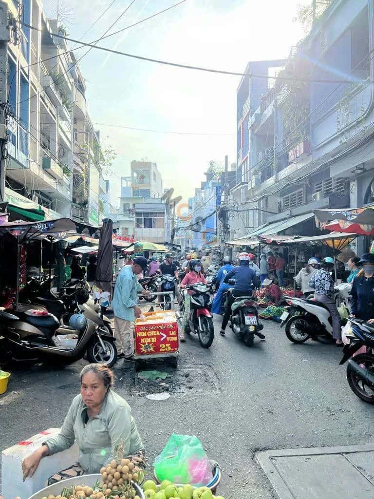 Cho thuê nhà hẻm Phạm Phú Thứ Quận 6, TP.HCM – 4 phòng ngủ, giá 30 triệu — Hình 3 Cho thuê nhà hẻm Phạm Phú Thứ Quận 6, TP.HCM – 4 phòng ngủ, giá 30 triệu — Hình 3