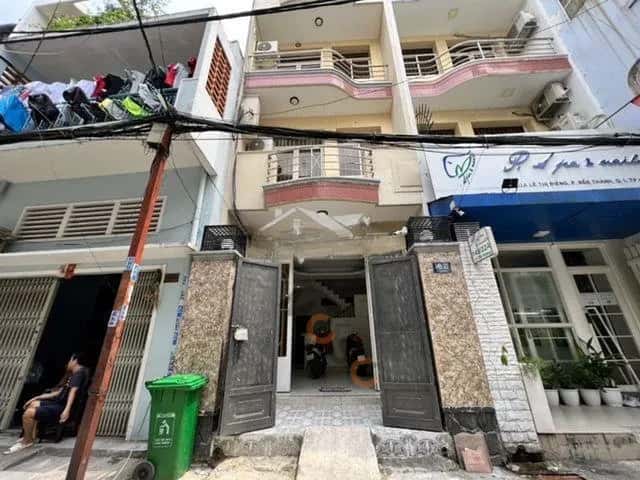 Cho thuê phòng trọ Lê Thị Riêng Quận 1, TP.HCM – giá 1.6 triệu