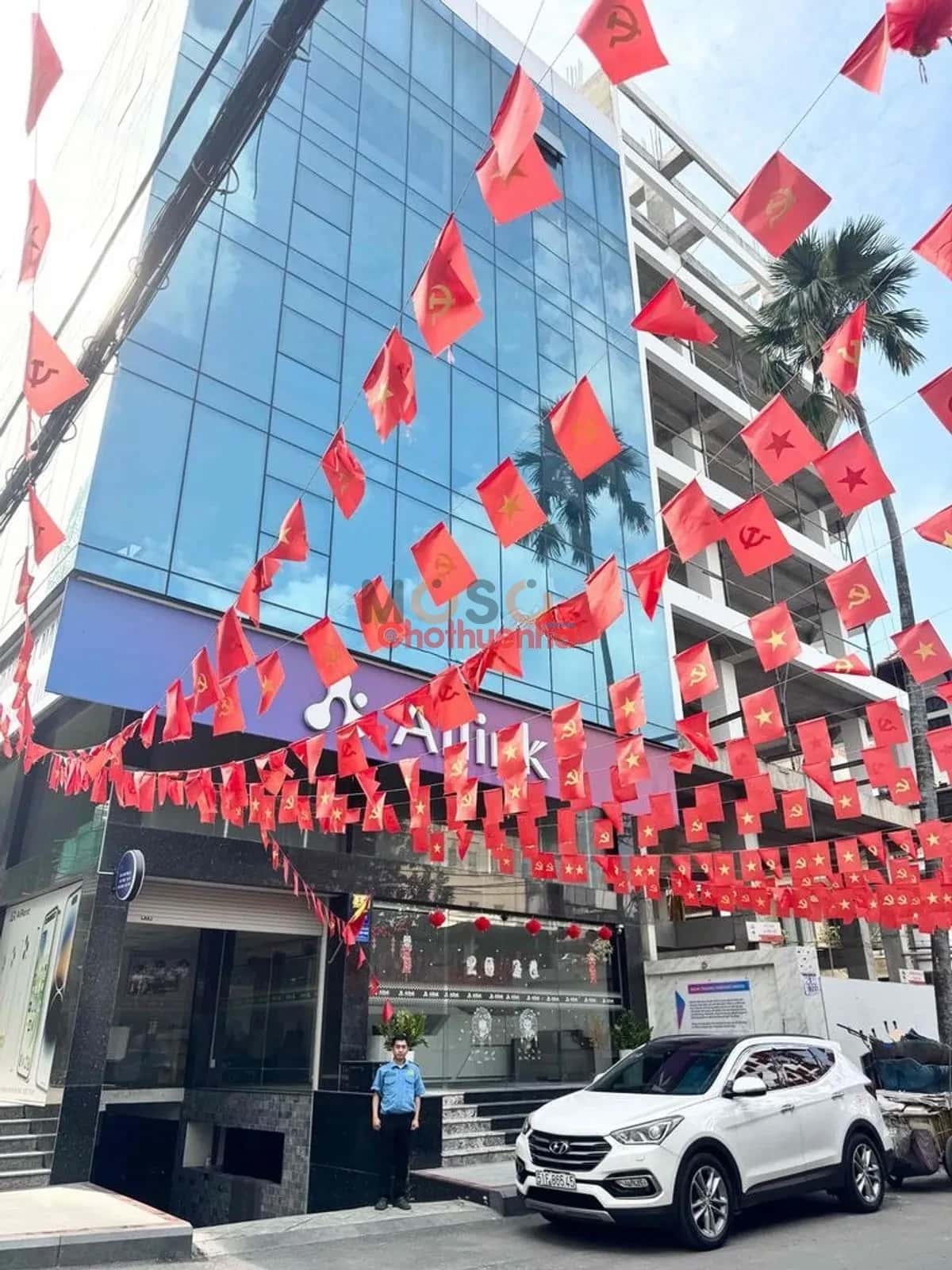 Cho thuê văn phòng Nguyễn Huy Tưởng Bình Thạnh, TP.HCM – giá 320 triệu — Hình 2