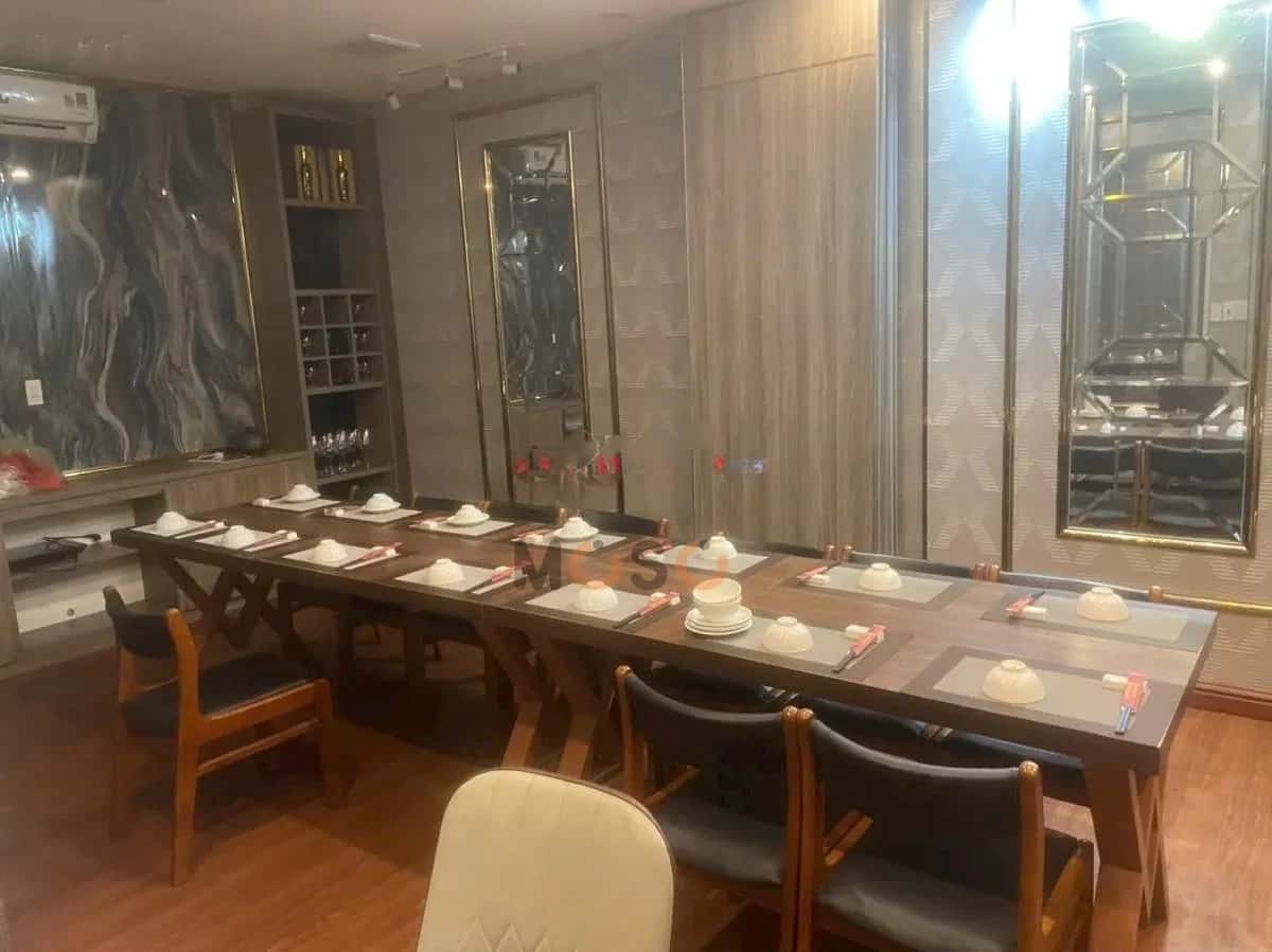 Cho thuê nhà mặt tiền Trần Quốc Hoàn Tân Bình, TP.HCM – giá 70 triệu — Hình 3