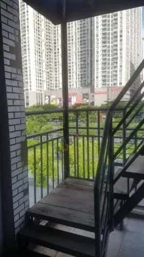 Cho thuê nhà mặt tiền Võ Văn Kiệt Quận 1, TP.HCM – giá 60 triệu — Hình 2
