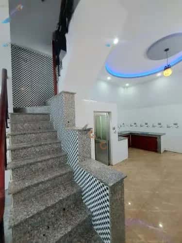 Cho thuê nhà mặt tiền Liên Khu 2-10 Bình Tân, TP.HCM – 3 phòng ngủ, giá 10 triệu — Hình 2 Cho thuê nhà mặt tiền Liên Khu 2-10 Bình Tân, TP.HCM – 3 phòng ngủ, giá 10 triệu — Hình 2