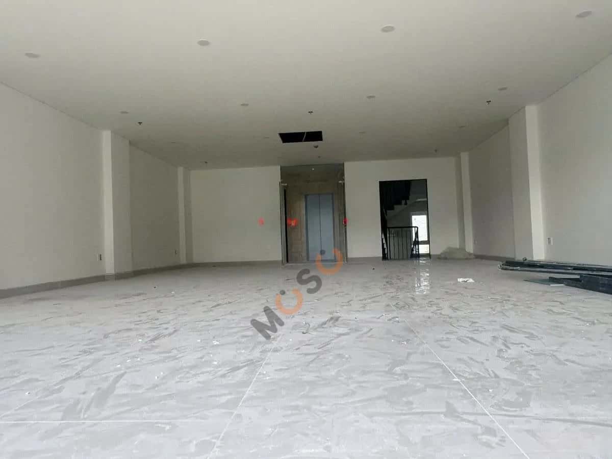 Cho thuê nhà mặt tiền Nguyễn Văn Kỉnh Quận 2, TP.HCM – giá 170 triệu — Hình 2