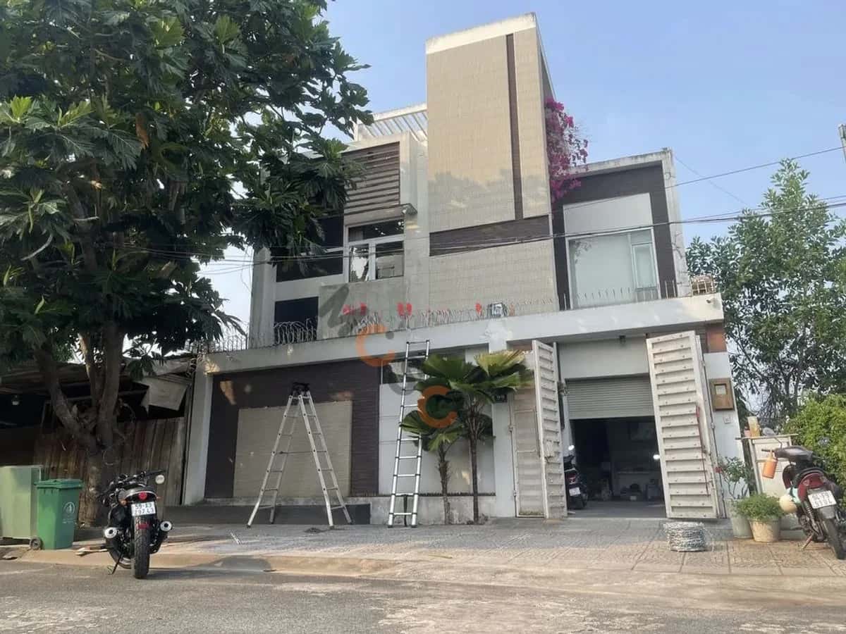 Cho thuê nhà mặt tiền Đường Số 51 Quận 2, TP.HCM – 3 phòng ngủ, giá 40 triệu