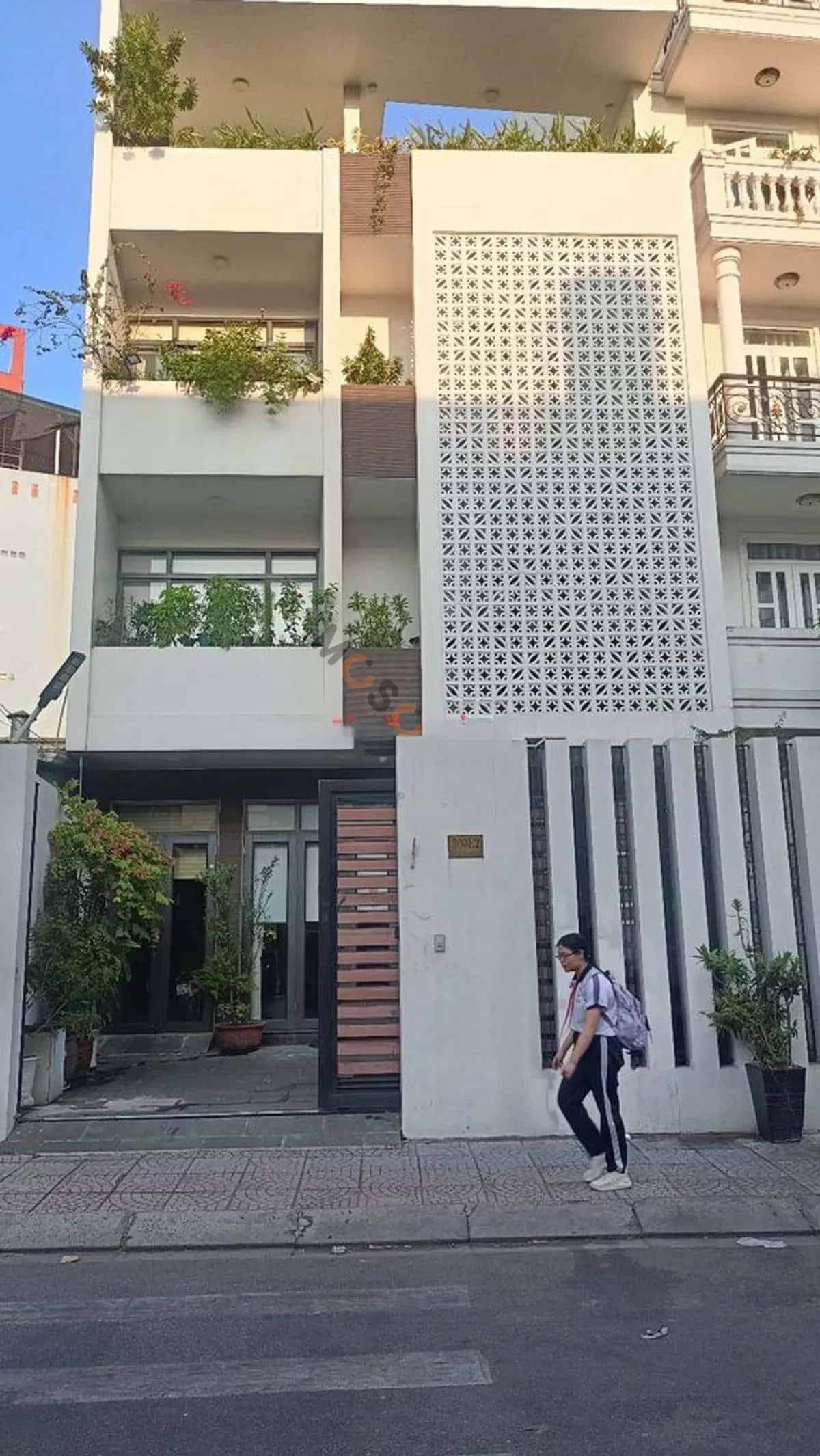 Cho thuê nhà mặt tiền Nguyễn Văn Đậu Bình Thạnh, TP.HCM – 7 phòng ngủ, giá 120 triệu