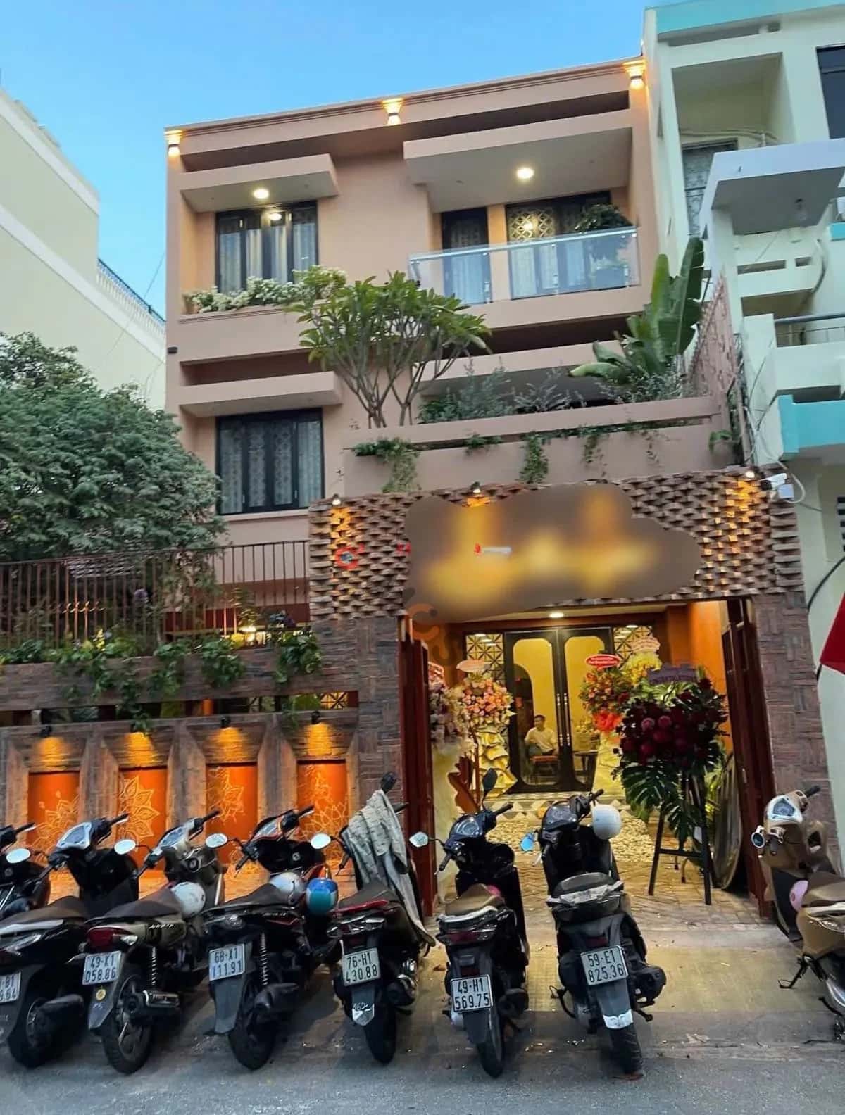 Cho thuê nhà mặt tiền Đặng Tất Quận 1, TP.HCM – giá 100 triệu Cho thuê nhà mặt tiền Đặng Tất Quận 1, TP.HCM – giá 100 triệu