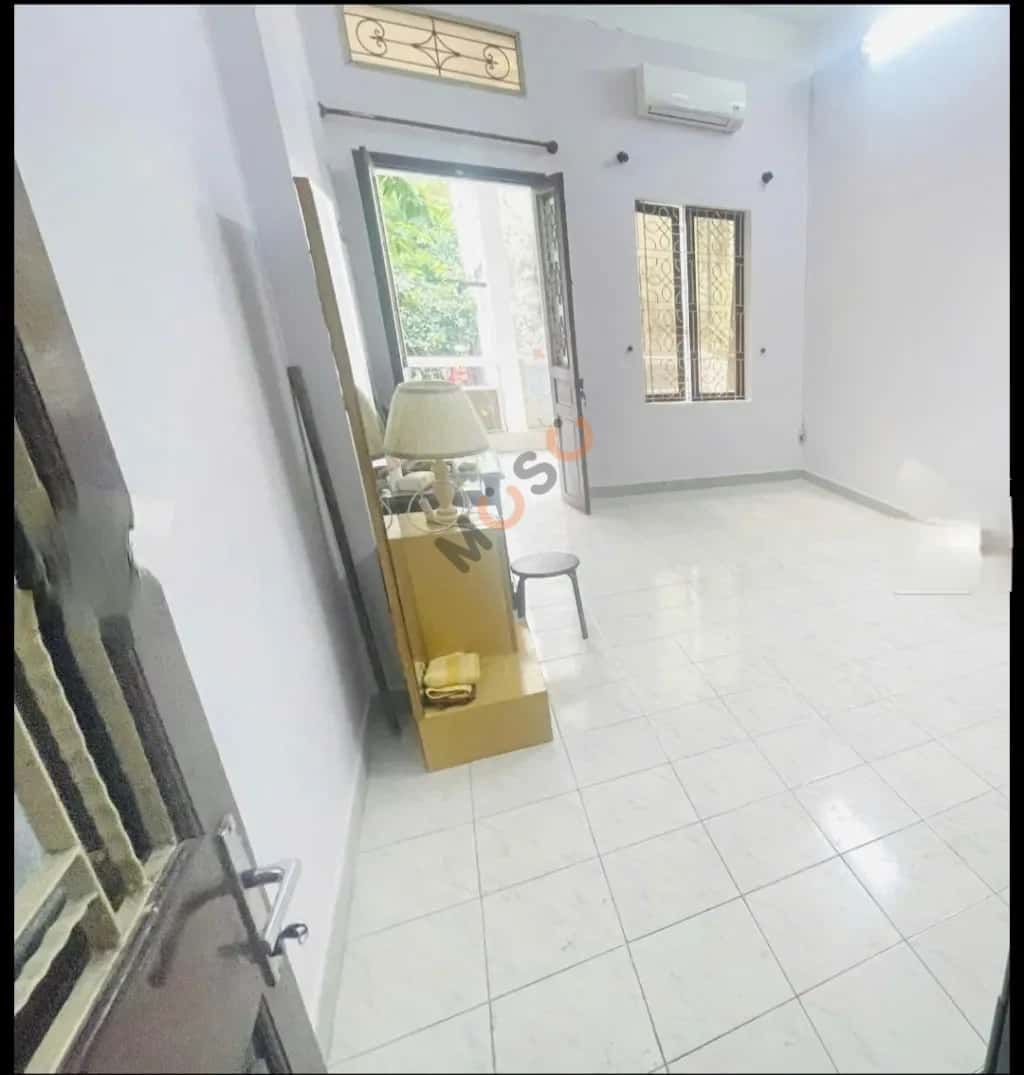 Cho thuê nhà hẻm Hai Bà Trưng, Hà Nội – 3 phòng ngủ, giá 18 triệu Cho thuê nhà hẻm Hai Bà Trưng, Hà Nội – 3 phòng ngủ, giá 18 triệu