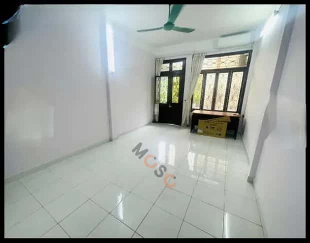 Cho thuê nhà hẻm Thể Giao Hai Bà Trưng, Hà Nội – 3 phòng ngủ, giá 18 triệu Cho thuê nhà hẻm Thể Giao Hai Bà Trưng, Hà Nội – 3 phòng ngủ, giá 18 triệu