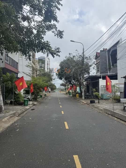 Bán nhà mặt tiền Hoàng Công Chất Quận Ngũ Hành Sơn, TP. Đà Nẵng – 10 phòng ngủ, giá 10 tỷ — Hình 3 Bán nhà mặt tiền Hoàng Công Chất Quận Ngũ Hành Sơn, TP. Đà Nẵng – 10 phòng ngủ, giá 10 tỷ — Hình 3
