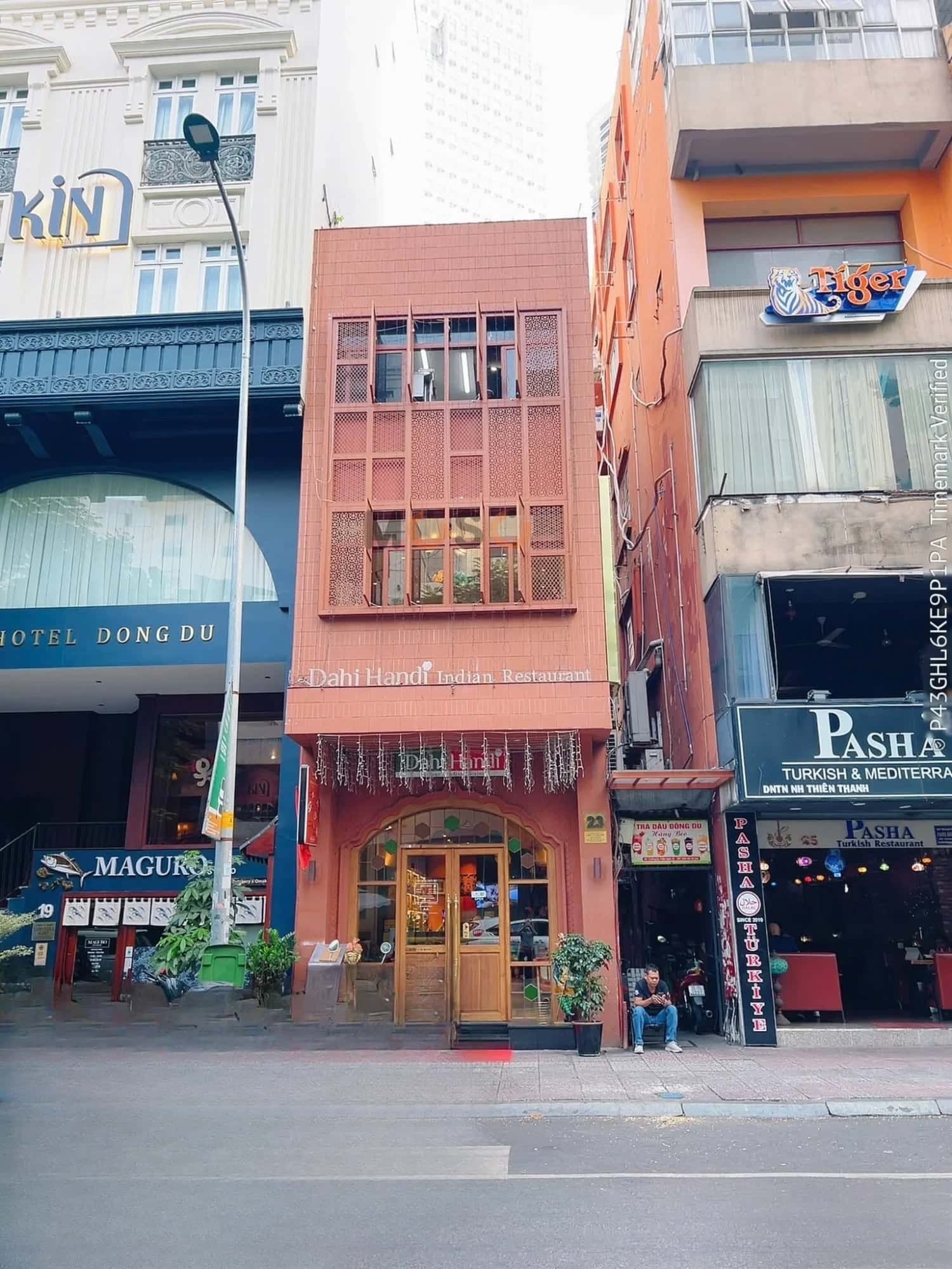 Bán nhà mặt tiền Đông Du Quận 1, TP.HCM – 3 phòng ngủ, giá 71 tỷ