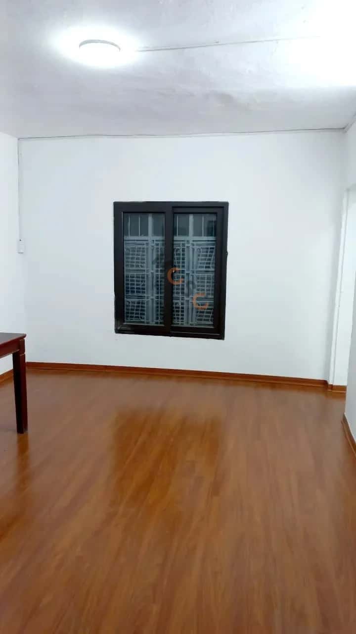 Cho thuê căn hộ chung cư Hai Bà Trưng, Hà Nội – 2 phòng ngủ, giá 6.7 triệu — Hình 3 Cho thuê căn hộ chung cư Hai Bà Trưng, Hà Nội – 2 phòng ngủ, giá 6.7 triệu — Hình 3