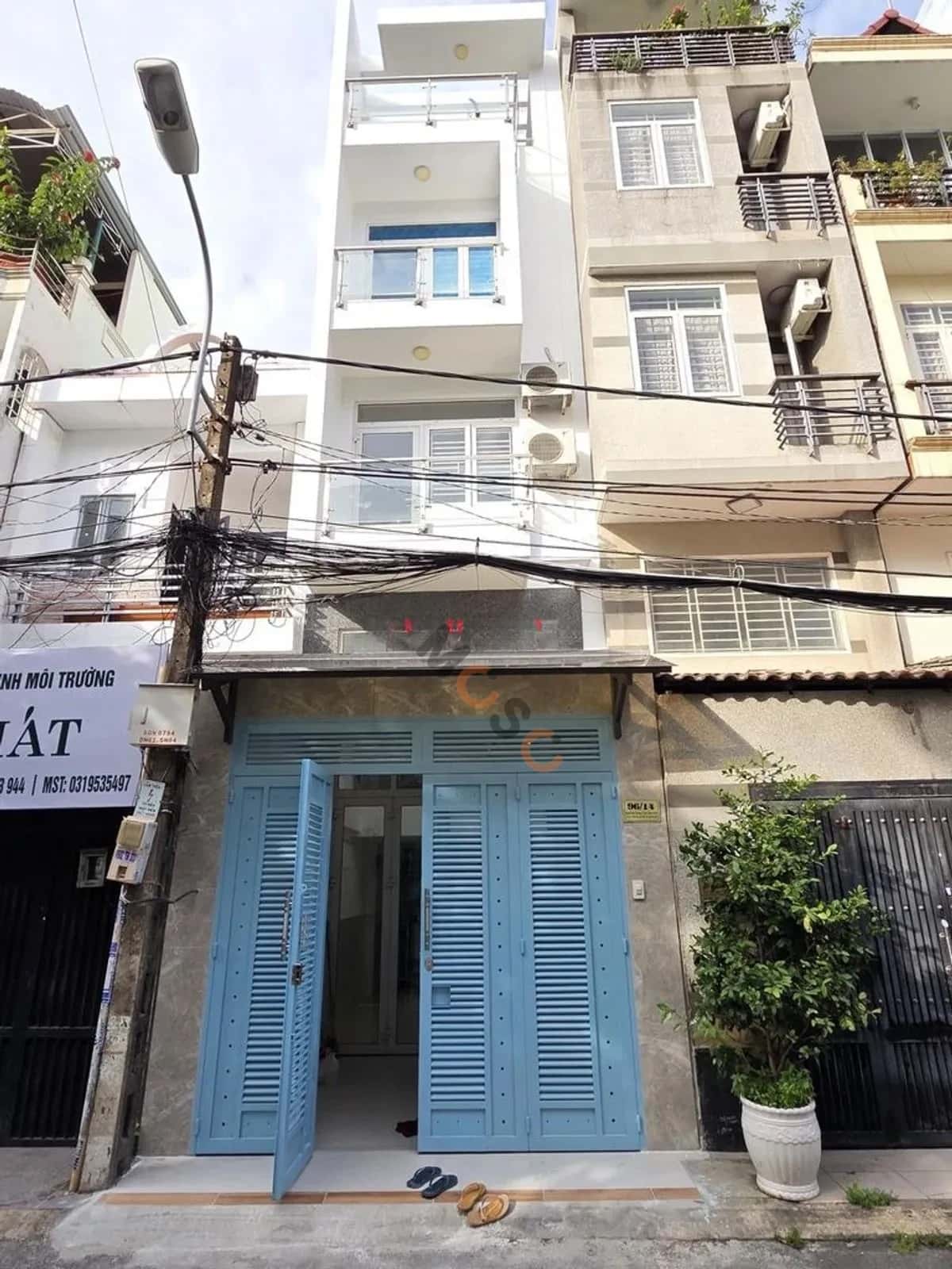Cho thuê nhà hẻm Nguyễn Văn Thương Bình Thạnh, TP.HCM – 4 phòng ngủ, giá 30 triệu