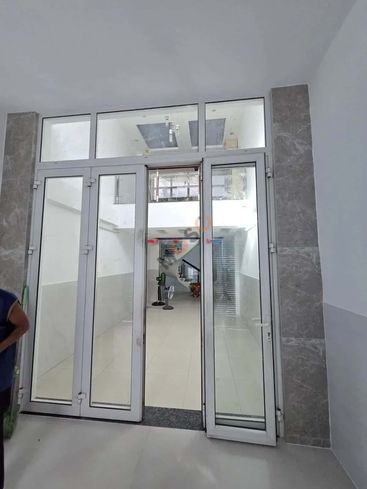 Cho thuê nhà hẻm Nguyễn Văn Thương Bình Thạnh, TP.HCM – 4 phòng ngủ, giá 30 triệu — Hình 2