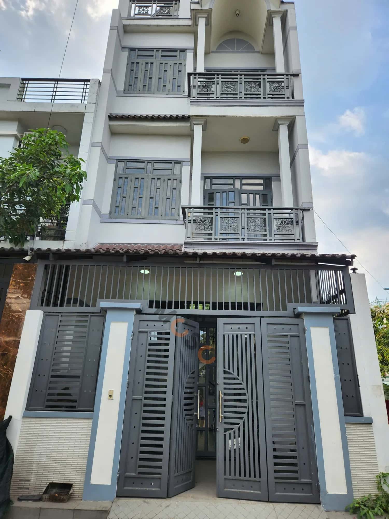 Bán nhà hẻm đường số 3, khu dân cư Thành Sơn Huyện Hóc Môn, TP.HCM – 4 phòng ngủ, giá 5.8 tỷ Bán nhà hẻm đường số 3, khu dân cư Thành Sơn Huyện Hóc Môn, TP.HCM – 4 phòng ngủ, giá 5.8 tỷ