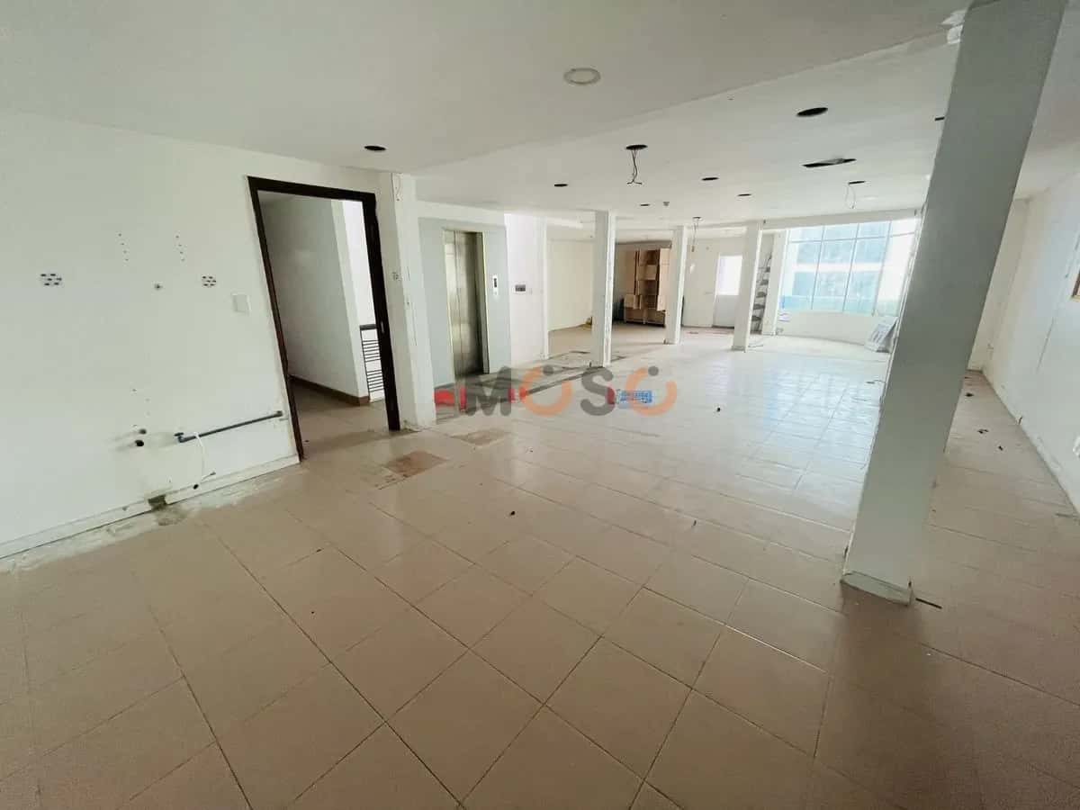 Cho thuê nhà mặt tiền Nguyễn Tri Phương Quận 10, TP.HCM – giá 180 triệu