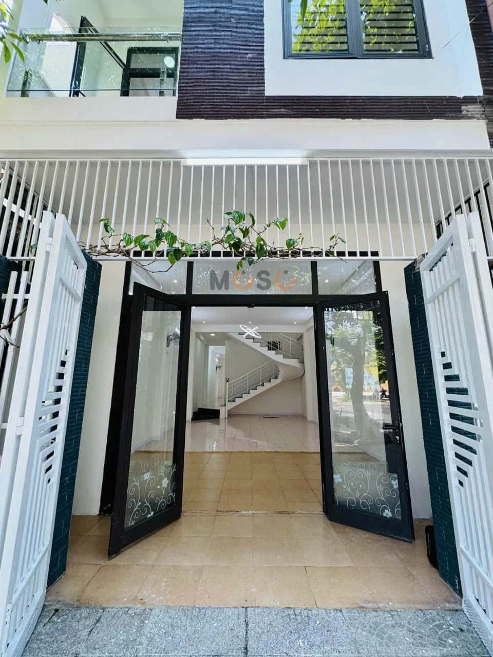Bán nhà mặt tiền Lý Đạo Thành Quận Sơn Trà, TP. Đà Nẵng – 5 phòng ngủ, giá 11.8 tỷ — Hình 3 Bán nhà mặt tiền Lý Đạo Thành Quận Sơn Trà, TP. Đà Nẵng – 5 phòng ngủ, giá 11.8 tỷ — Hình 3